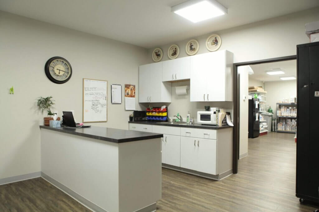 Pendleton Veterinary Office - Pendleton Veterinary Clinic